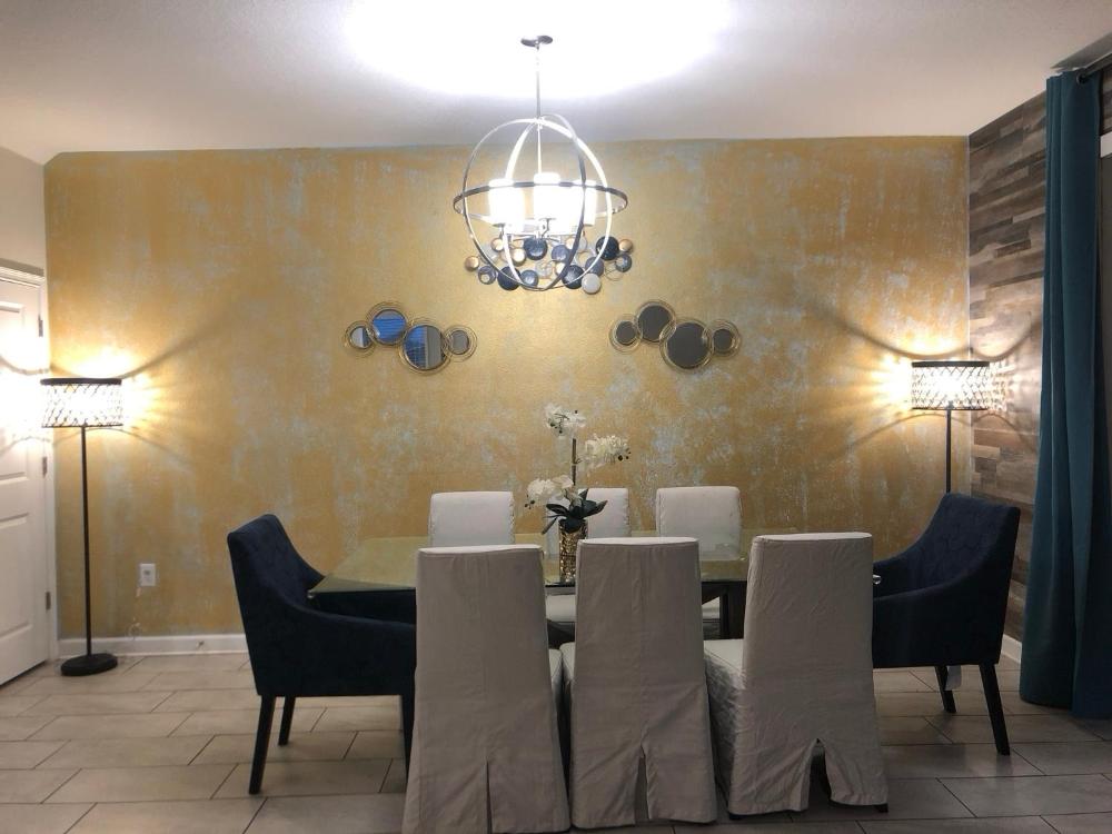Villa 9BR Luxury near DISNEY with Pool, Spa, Free Parking, WiFi, Waterpark